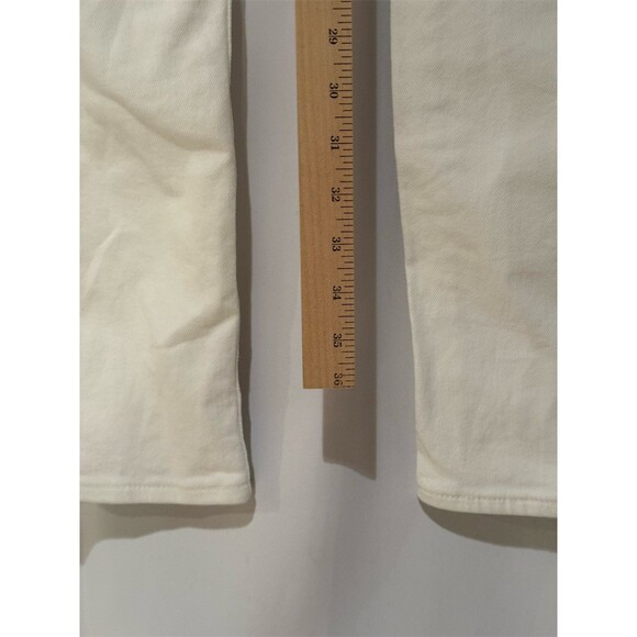 Levi’s Classic Straight Jeans Womens Size 12 White Mid Rise W31 L30 - Picture 9 of 10